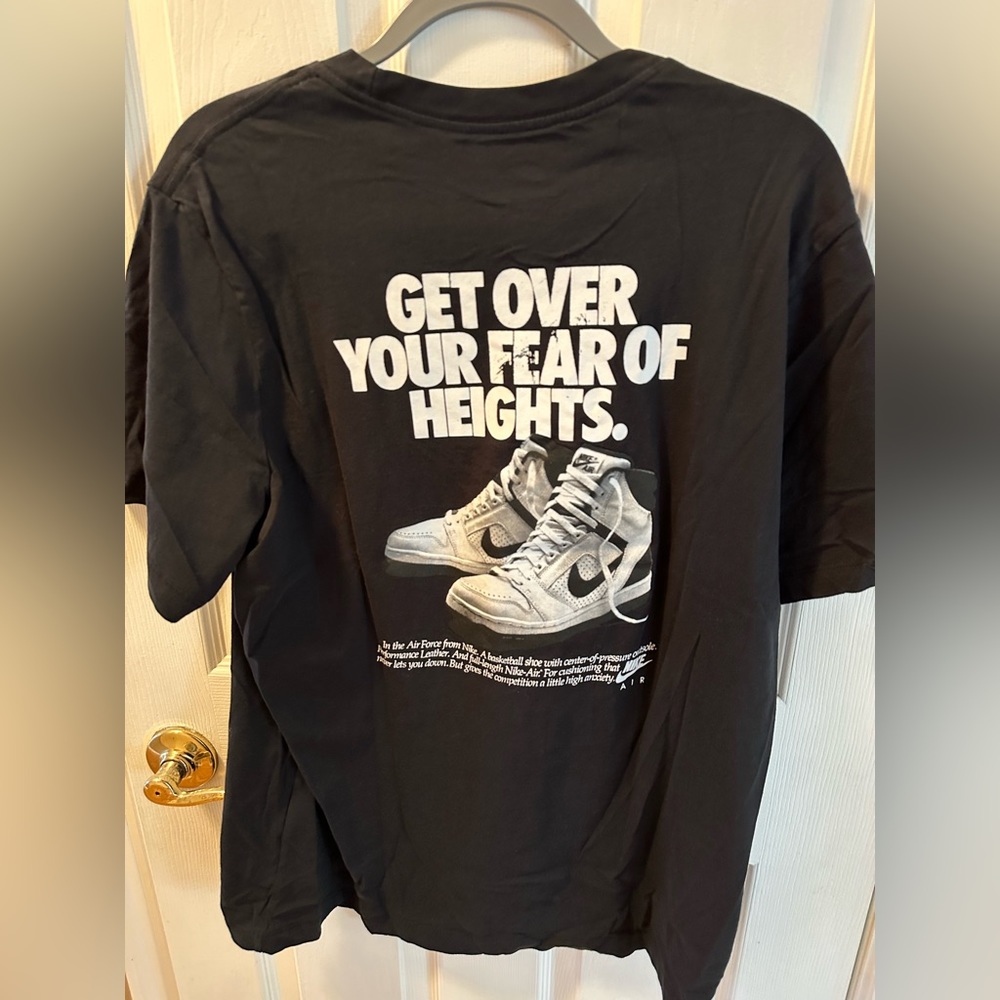 Nike T-shirt